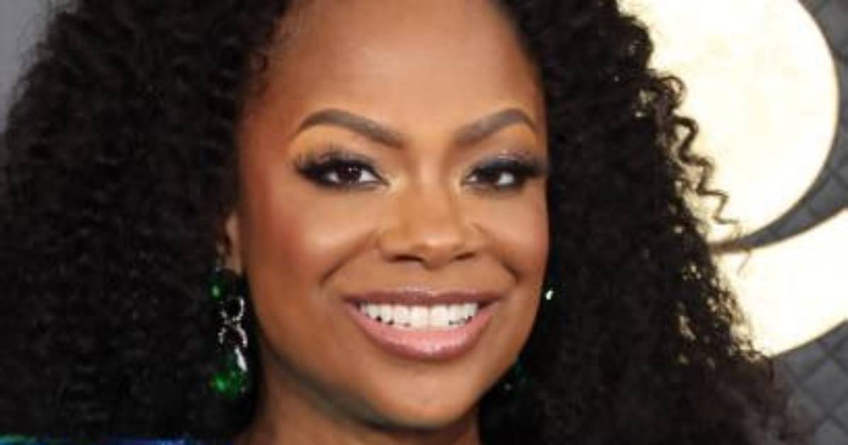 Kandi Burruss Height Weight Measurements Bra Size