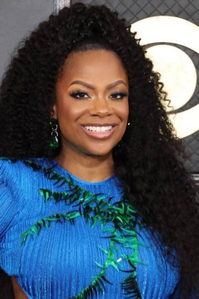 Kandi Burruss Height, Weight, Measurements, Bra Size, Shoe Size