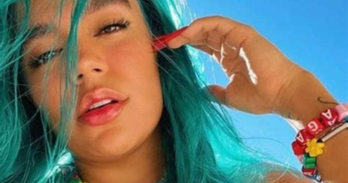 Karol G Enciende Las Redes Sociales Al Compartir Un Candente Video