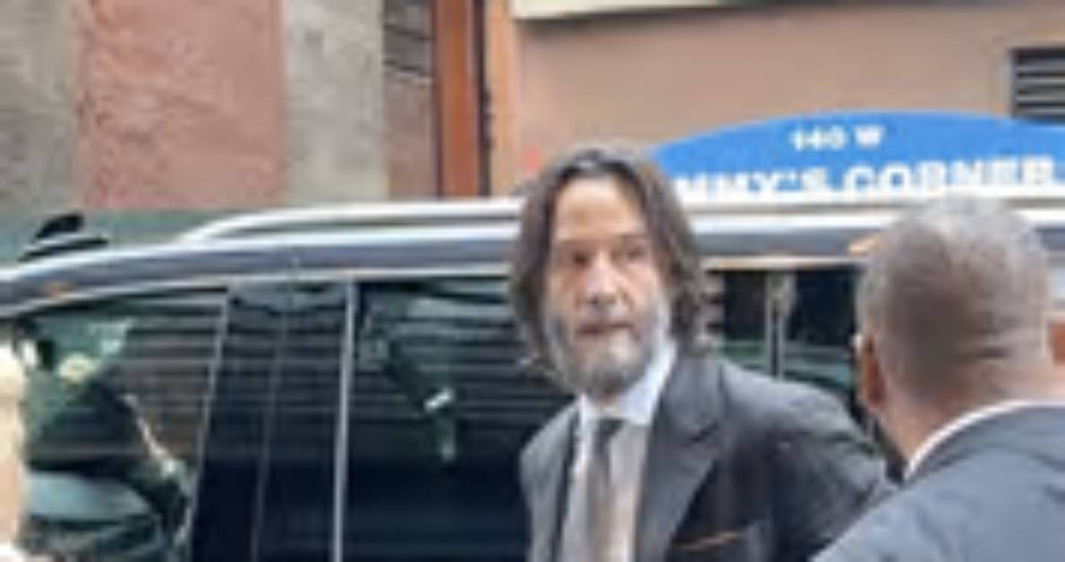 Keanu Reeves' Condition Raises Concerns: Is He Seriously Ill?