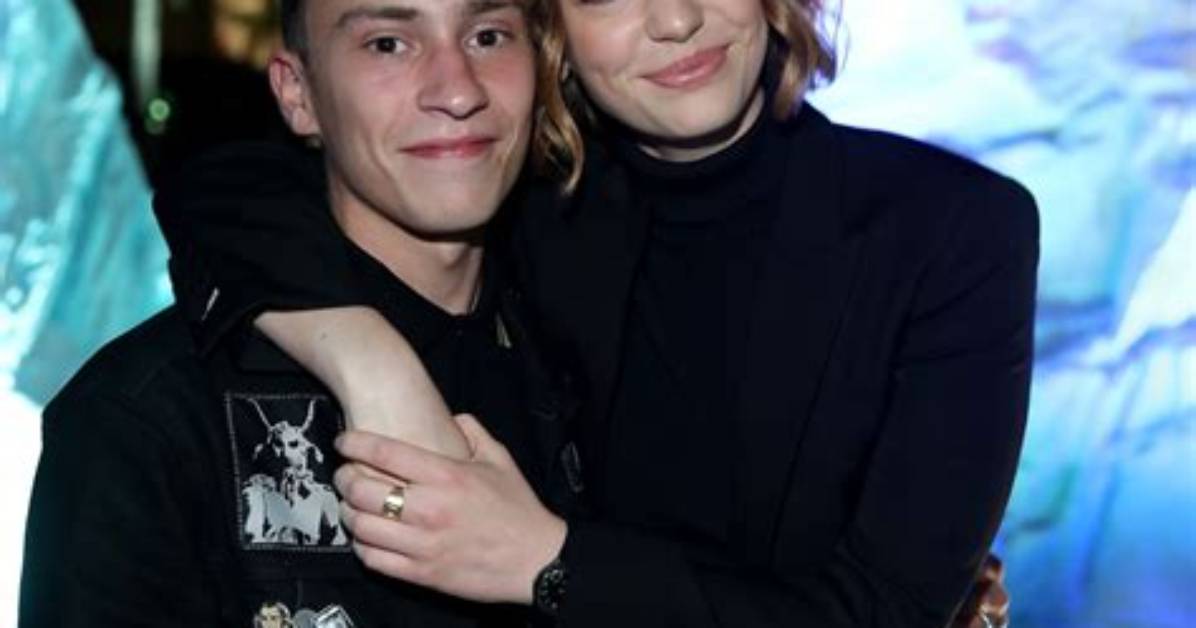 Keir Gilchrist Height, Age, Boyfriend, Biography, Wiki, Net Worth