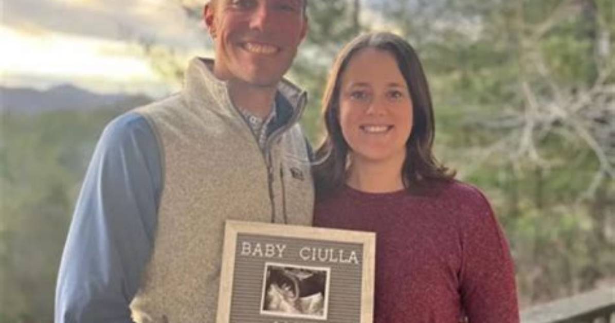 Kelly Gramlich's Husband: Unveiling the Man Behind the News Anchor