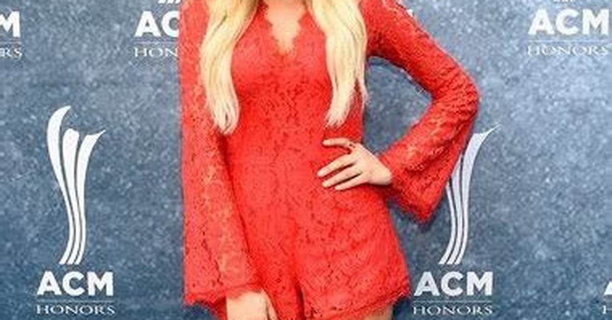 Kelsea Ballerini Height, Weight, Measurements, Bra Size, Shoe Size