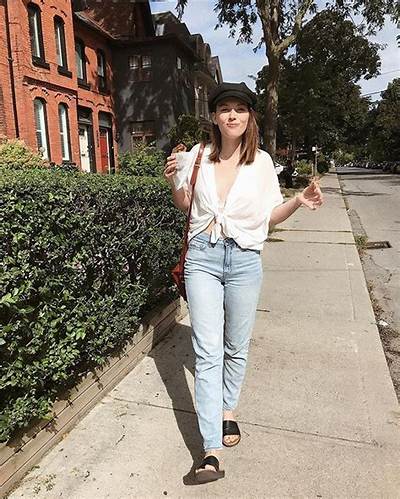 Kelsey Macdermaid Estimated Net Worth, Age, Affairs, Height, Dating, Relationship Stats, Salary as Well as Short Biography with Top 10 Popular Facts!