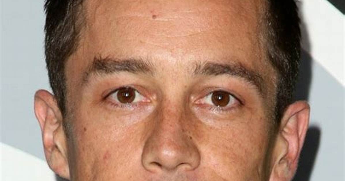 Killian Scott Eyebrow Trends & Styles - Expert Tips