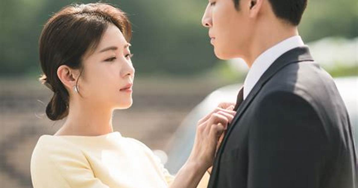 Kim Ji Won's Boyfriend: Unraveling the Mystery