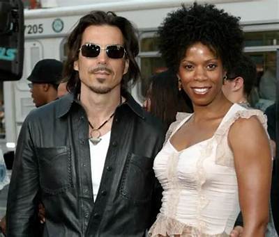 Kim Wayans Husband: a Comprehensive Look into Her Married Life