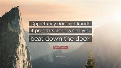 Kyle Chandler: 'Opportunity Does Not Knock, It Presents Itself When You Beat Down the Door.'