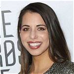 Laura Bailey (Voice Actress) - Age, Family, Bio |