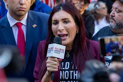 Laura Loomer: Unveiling Her Story and Influence