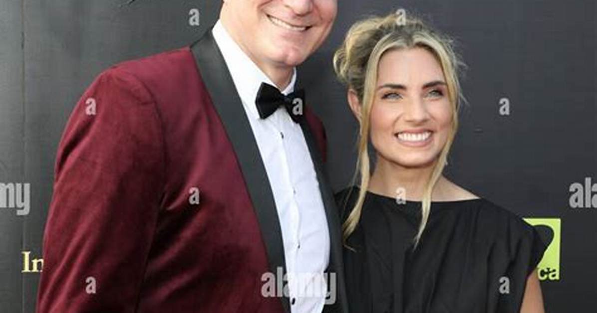 Lauren Hannaford Age Wiki Biography Simon Pryce Wife Wiki