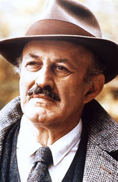 Lee J. Cobb Height