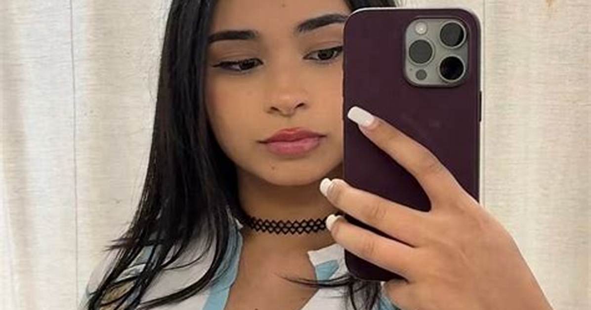 Leila Santenese: a Rising Star in the Entertainment Industry