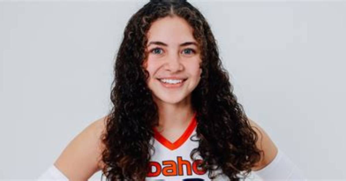 Leila Santiese: a Rising Star in the Entertainment Industry