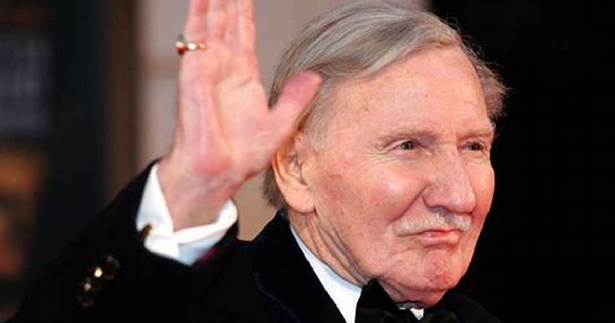 Leslie Phillips Passed Away at the Age of 98