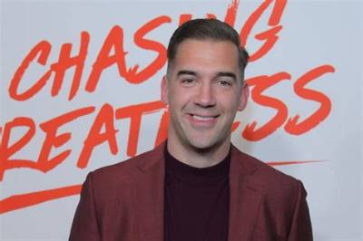 Lewis Howes