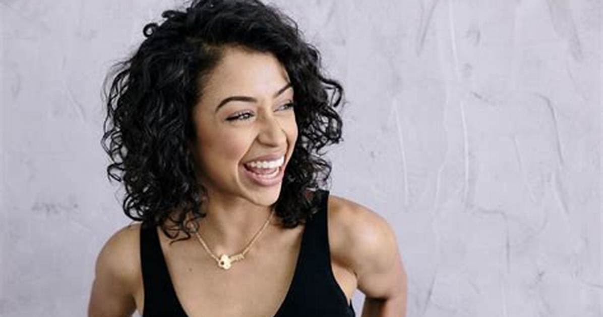 Liza Koshy Height Weight Age Boyfriend Biography