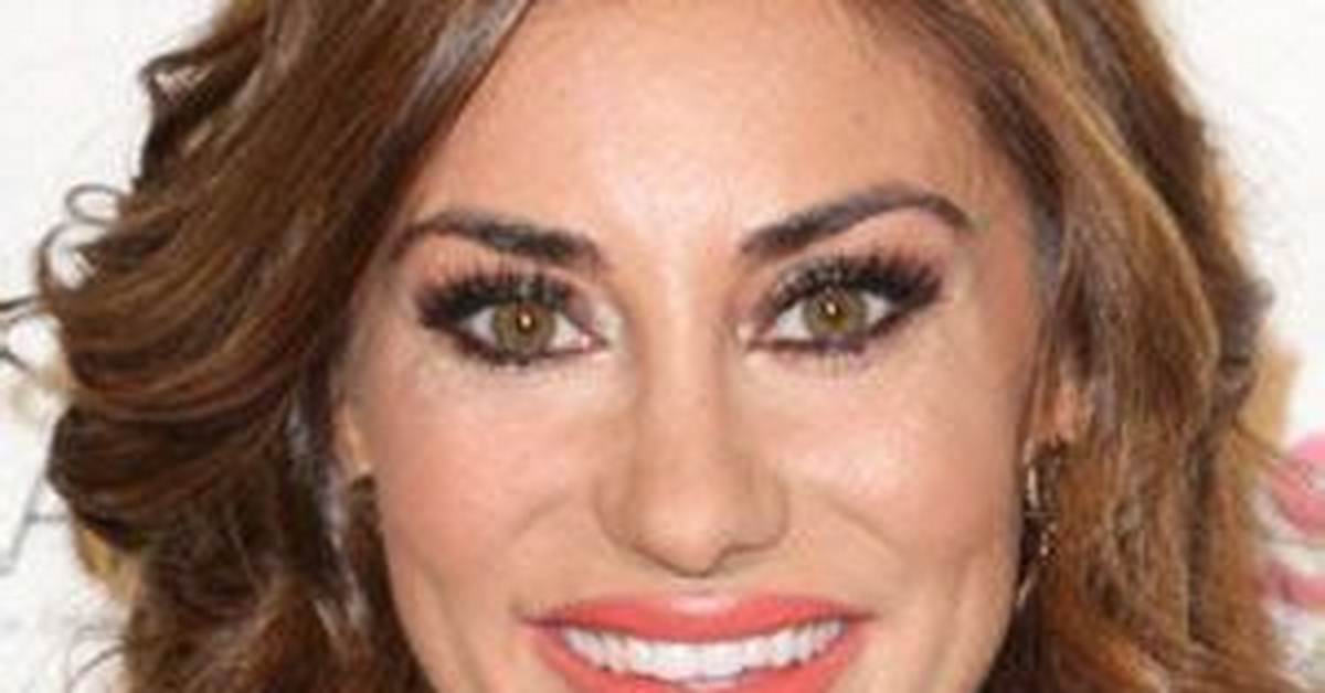 Lizzie Rovsek Net Worth Age Biography Wiki Career Family Nationality Ethnicity Dating Photos And