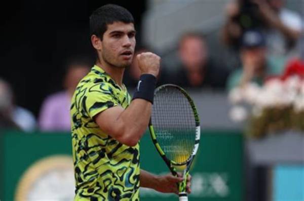 Lloyd Harris: Rising Star of South African Tennis