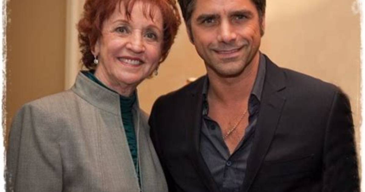 Loretta Stamos Net