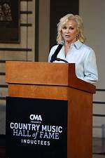 Lorrie Morgan’s Net Worth, Age, Height, Weight, Husband, Kids, Bio-Wiki