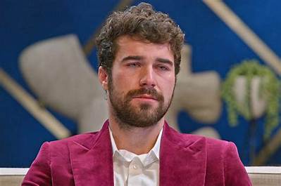‘Love Is Blind’ ‘S Cole Barnett Is in ‘Much Needed Therapy’ After Season 3 Aired: ‘Freeing and Liberating’