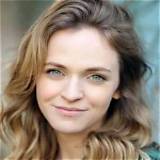 Lucinda Dryzek Bio, Wiki, Age, Height, Husband, Children, Movies, Tv Shows, and Net Worth