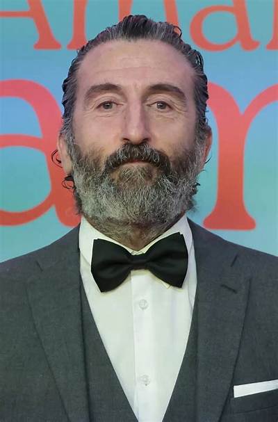 Luis Zahera: the Rising Star in the World of Entertainment