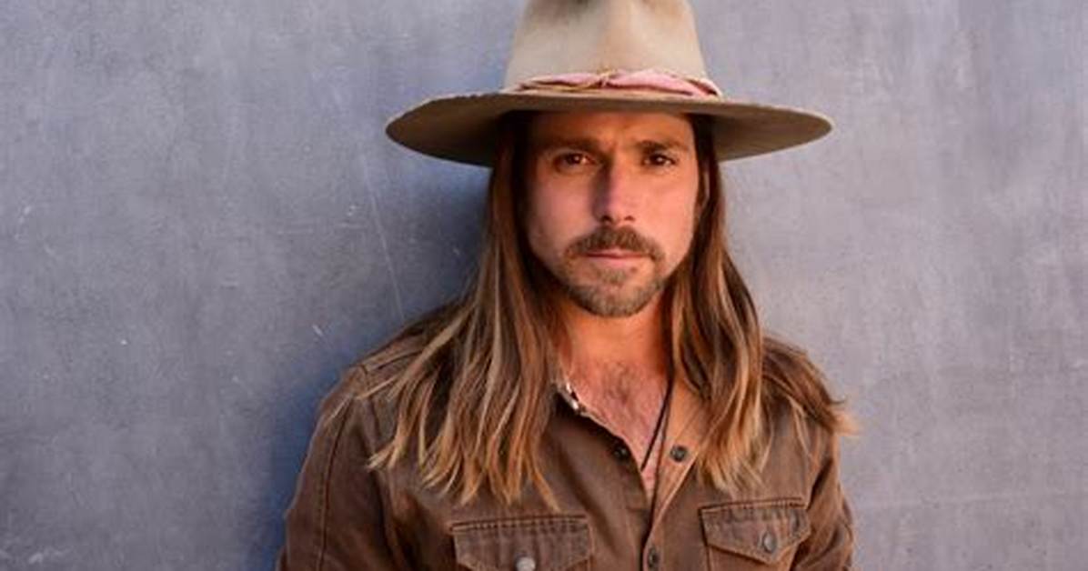 Lukas Nelson Rocks in "A Star Is Born"