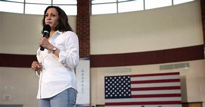 Luke Combs Endorses Kamala Harris: a Political Surprise?