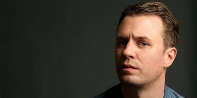 Luke Mably Net Worth, Wife, Age, Wiki, Height, Biography, Instagram, Ethnicity