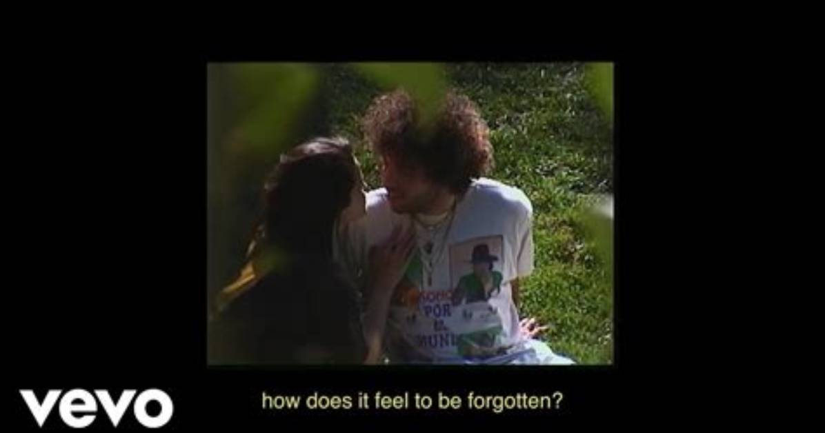 Lyrics Translations of How Does It Feel by D