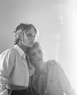 Mackenzie Davis Couple: a Comprehensive Look at the Actress's Love Life