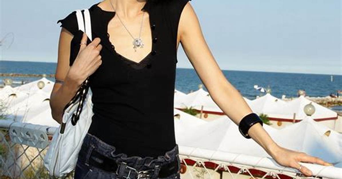 Maggie Cheung Height Weight Net Worth Age Birthday Wikipedia Who