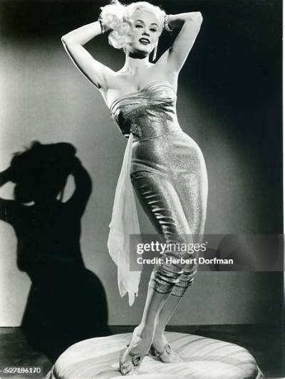 Mamie Van Doren: the Glamorous Icon of Hollywood in 2024