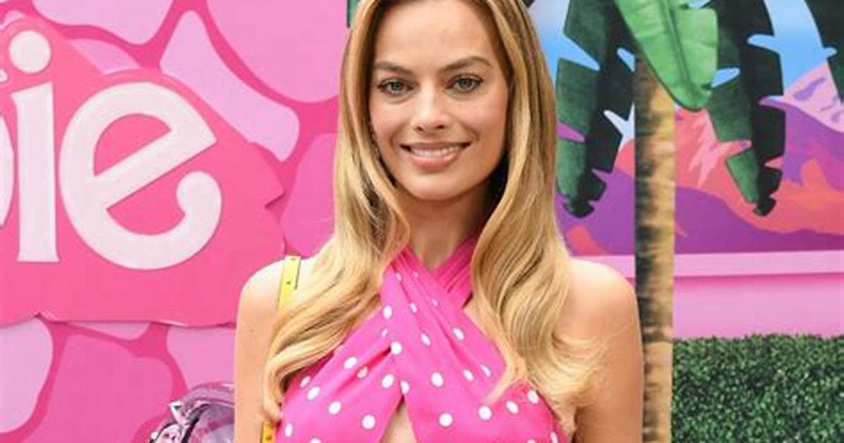Margot Robbie Is Set to Make 50 Million from Barbie S Groundbreaking
