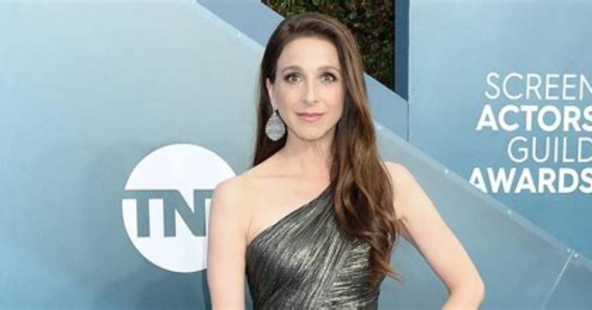 Marin Hinkle Net Worth
