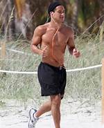 Mario Lopez's Height: Uncovering the Mystery