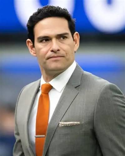 Mark Glowinski Salary, Wiki, Biography, Net Worth, Parents, Girlfriend, Age, Height