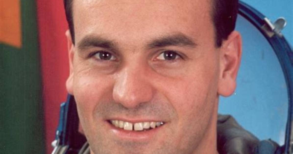 Mark Shuttleworth S Biography Fact Career Awards Net Worth