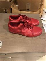Meaning of Cherry Red Vans by Chris Brown