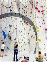 Meaning of Climbing up the Walls by Radiohead
