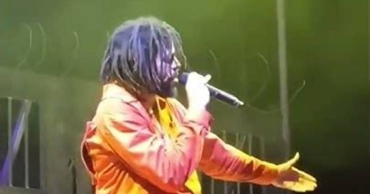 Meaning of Foldin Clothes by J. Cole