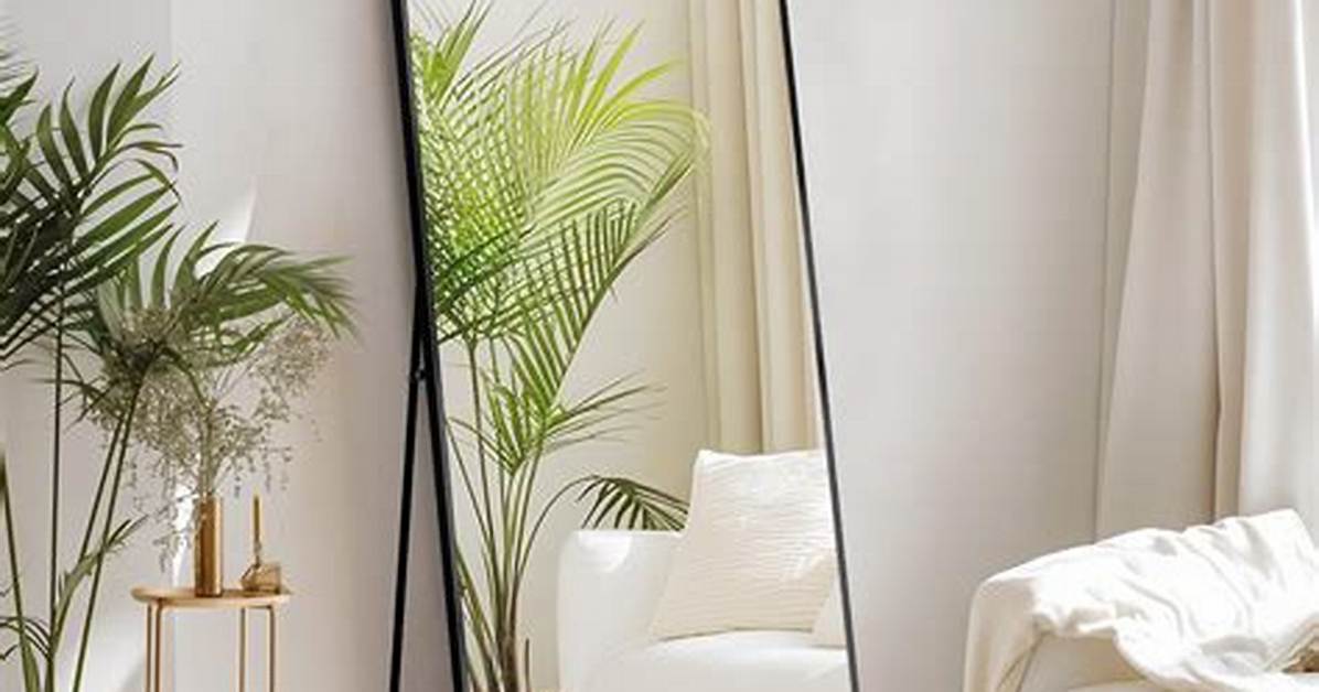 Meaning of Room of Mirrors By