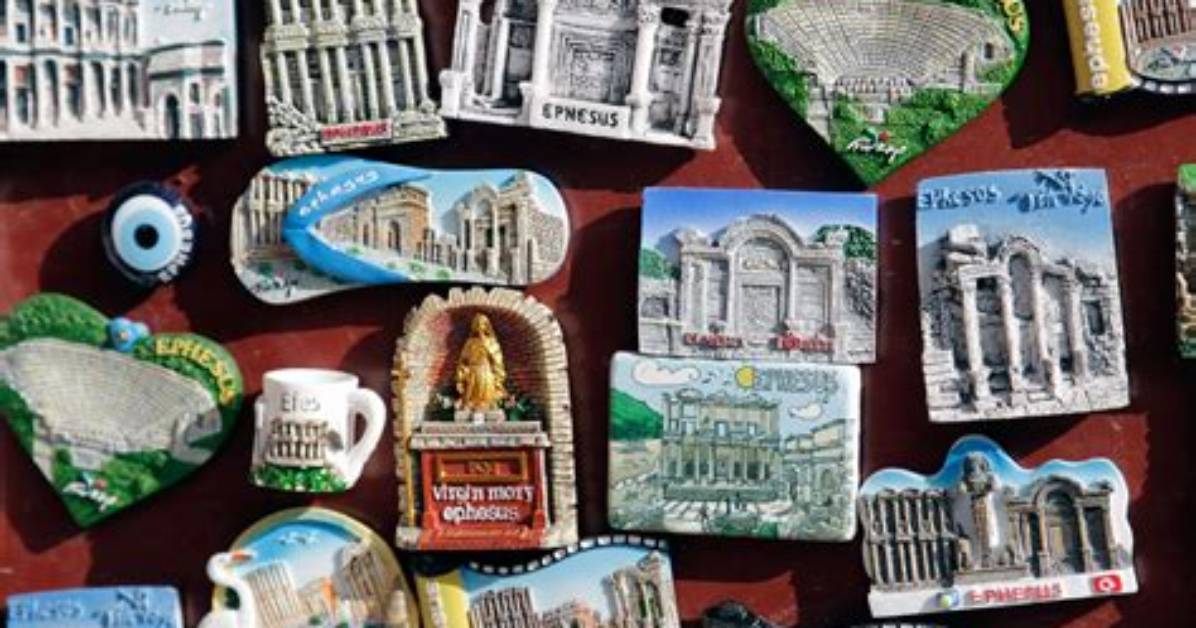 Meaning of Souvenir By