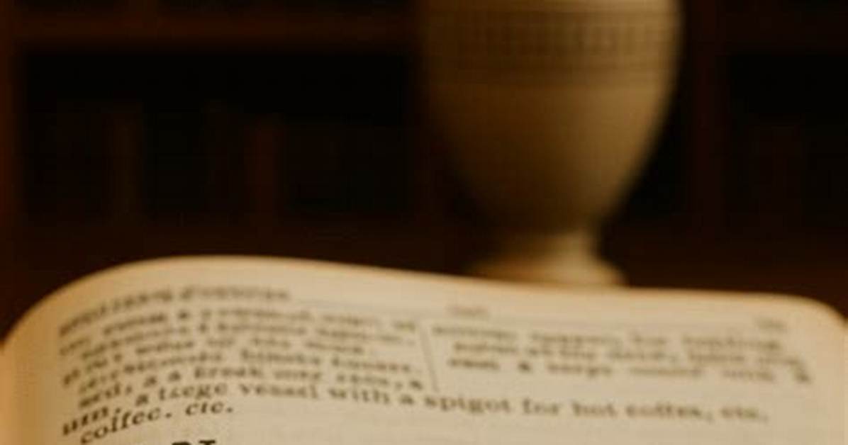 Meaning of Urn By