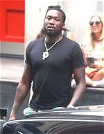 Meek Mill Says Bet Awards ‘Embarrassed’ His Baby Mother Milan Harris