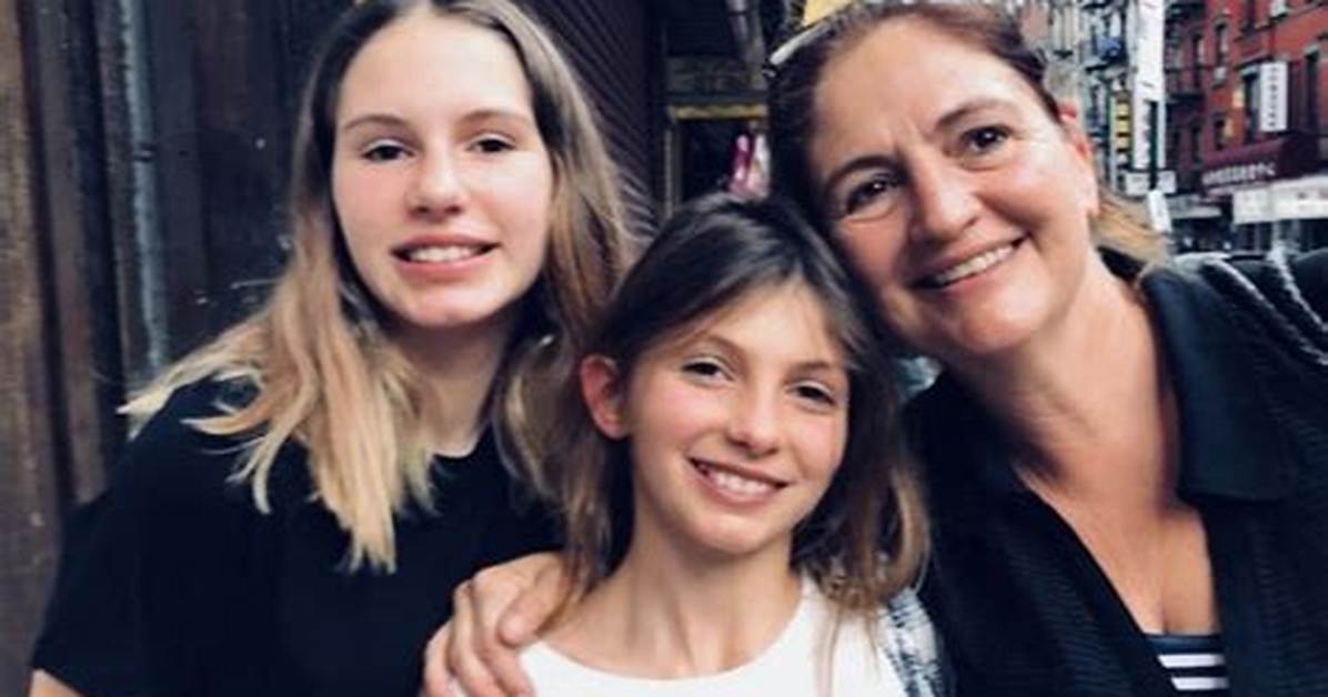 Meet Bella Conlan Photos of Tracy Reiner S Daughter with Husband Matthew