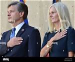 Meet Christopher Wray Wife and Family on Instagram |