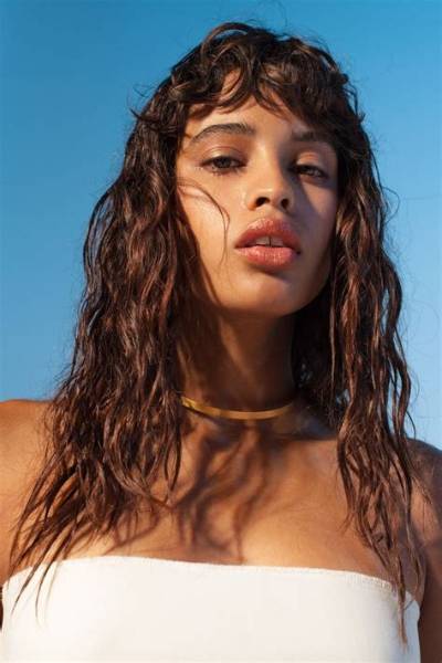 Meet Jesi Le Rae, the Actress and Model Playing Medusa in the New Amazon Commercial